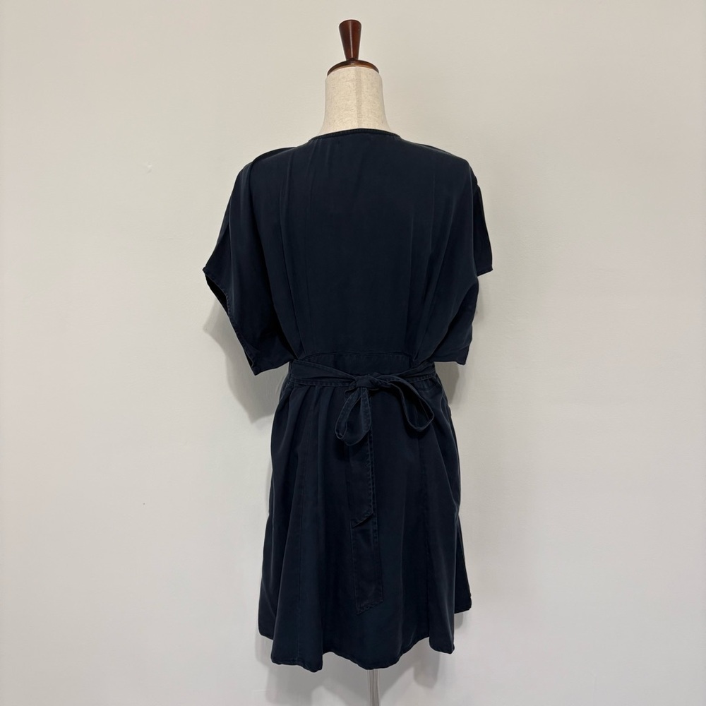 NWT Quince Vintage Wash Tencel Button Front Dress Sz  L Blue - Picture 4 of 6